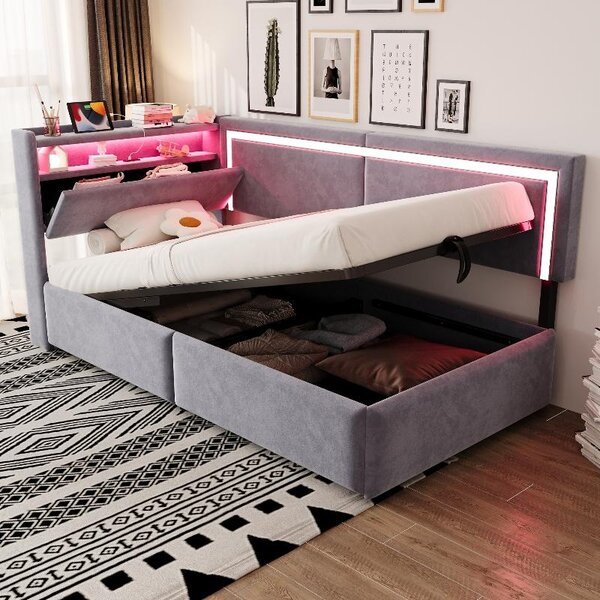 Divano letto 90x200 cm con illuminazione a LED, prese USB per la ricarica, spazio contenitore con sistema idraulico e poggiatesta reclinabile, rivestito in velluto color grigio chiaro