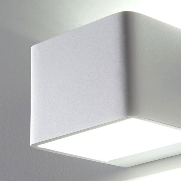 Applique illuminando compact 6w led 552lm 3000°k lampada parete cubo biemissione metallo bianco interno - Illuminando