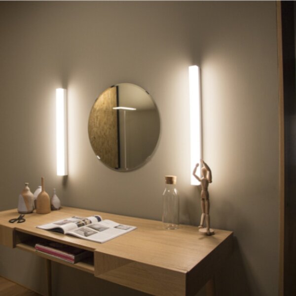 Applique moderno linea light group kioo 7907 led alluminio policarbonato lampada parete - Linea Light Group