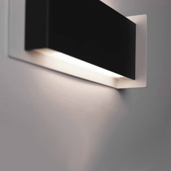 Applique moderno cattaneo illuminazione abbraccio 770 21a led biemissione lampada parete metallo - Cattaneo Illuminazione