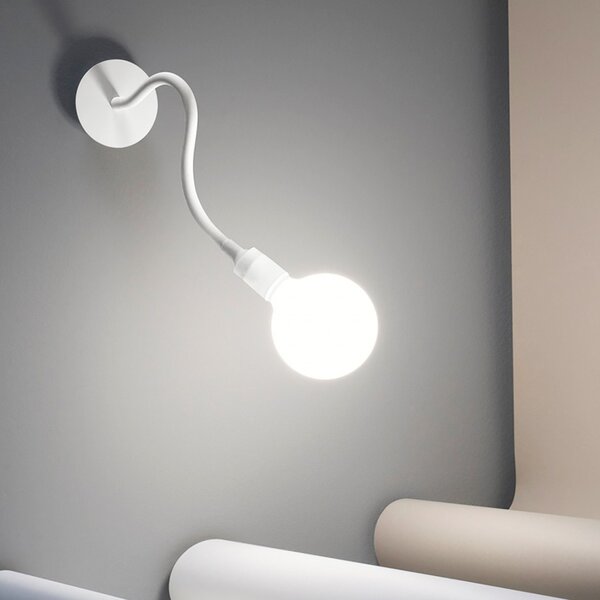 Applique moderno perenz bulbo 6682 b led e27 lampada parete braccio orientabile metallo gomma - Perenz
