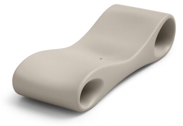 Lettino DA Piscina realizzato in resistente polietilene SLICE Dimensioni 210x75x52 cm-struttura ergonomica pu� essere immerso nell'acqua colore Ambra