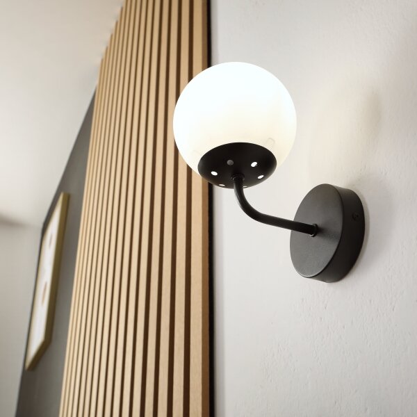 Brilagi - Lampada da parete MALIVA 1xE14/15W/230V nero/bianco
