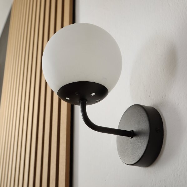 Brilagi - Lampada da parete MALIVA 1xE14/15W/230V nero/bianco