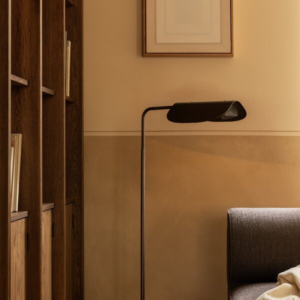 Lampada da terra Audo Copenhagen, Wing, dimmerabile, Bronzo / Ottone anticato, Soggiorno, Alluminio, Design