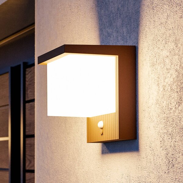 EGLO Lampada da parete solare a LED Frigento color ruggine, altezza 15 cm, con, Marrone / Ruggine, Alluminio, Moderno, Applique da esterni