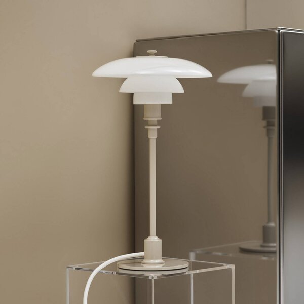 Louis Poulsen Lampada da tavolo PH 2/1, Crema / Ambra, Soggiorno / Sala da pranzo, Ottone, Design, Lampada da tavolo