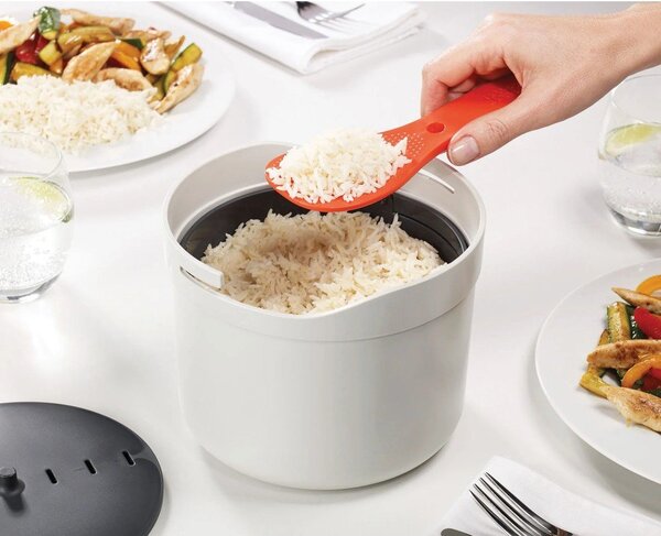 Set arancione e grigio per la preparazione del riso M-Cuisine - Joseph Joseph