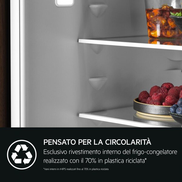 Aeg Frigorifero da Incasso Combinato Capacit 249 Litri Classe energetica D Raffreddamento No Frost colore Bianco - TC7MS181DS