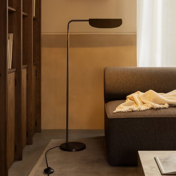 Audo Copenhagen Lampada da terra Wing, dimmerabile, Bronzo / Ottone antico, Soggiorno / Sala da pranzo, Alluminio, Design, Lampada da terra