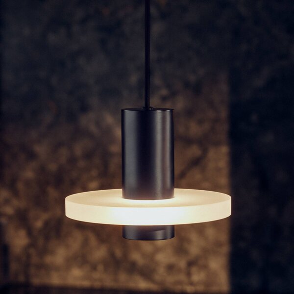 FRANDSEN Lampada a sospensione Flake, nero opaco, Ø 19 cm, con spina Flake, Nero, Cucina, Plastica, Design