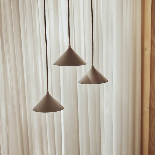 FRANDSEN Lampada a sospensione Grasp, grigio sabbia, Ø 15 cm, con spina Grasp, Crema / Ambra, Cucina, Metallo, Design