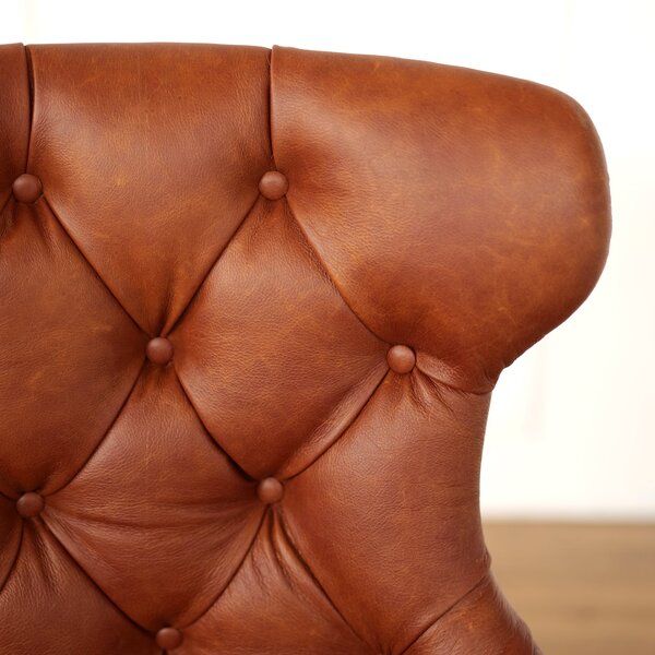 Sedia Cosmo Plus Pelle Primo Fiore Premium - Gambe in Legno - Design Iconico