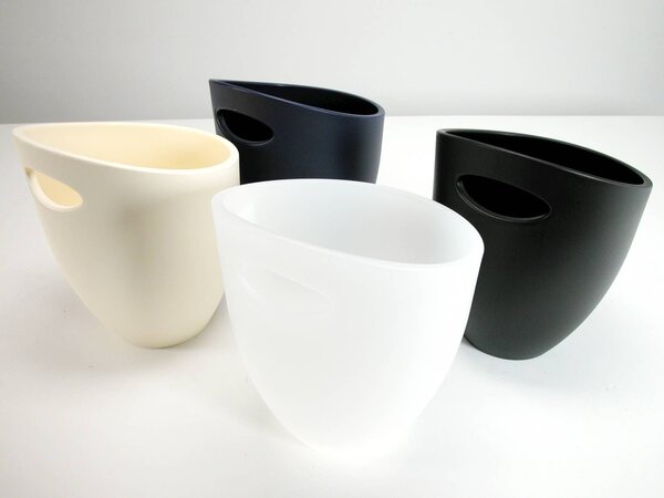 Secchiello ghiaccio Igloo In Acrilico Nero Cm 20x24,5x20,50