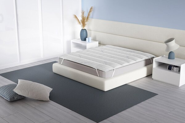 Topper Trapuntato Imbottito Singolo con Elastici Grigio Chiaro
