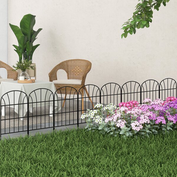 Outsunny Recinto da giardino esterno da 8 pannelli con ornamenti, bordi in metallo, 264 x 61 cm, Nero | Aosom Italy