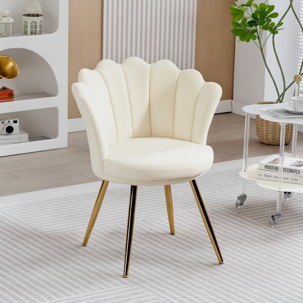 HOMCOM Poltroncina conchiglia sedia da coiffeuse poltroncina in velluto poltrona da salotto con piedi in metallo dorato beige | Aosom Italy