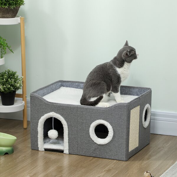 PawHut Casa per Gatti Pieghevole con Tiragraffi 3 Ingressi Pallina Sospesa Cuscino Reversibile in Pile e Tessuto Effetto Lino 60x40X34 cm Grigio | Aosom Italy
