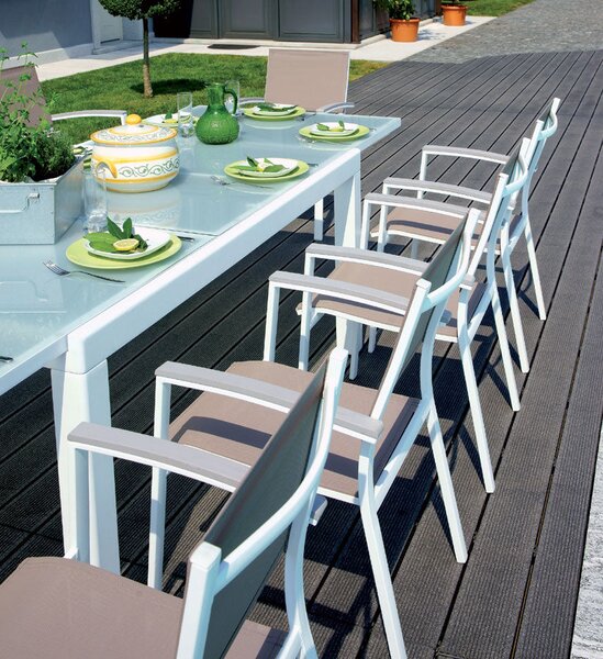 Tavolo Allungabile da Giardino in Alluminio Piano in Vetro Vorghini Pietra Ligure Bianco