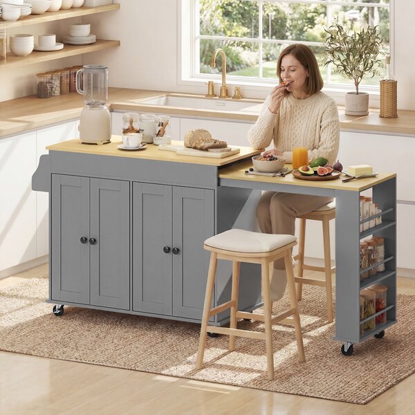 HOMCOM Isola da Cucina con Ruote Piano Estendibile 4 Ante Ripiani Regolabili Portaspezie e Supporto per Asciugamani Grigio | Aosom Italy