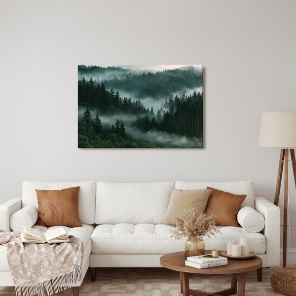 Quadro su tela – Foresta montana di conifere nella nebbia