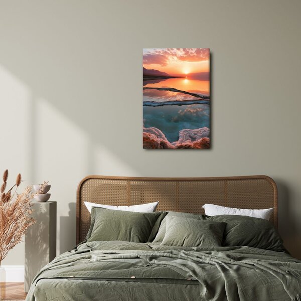Quadro su tela – Riflesso del sole sull’acqua calma