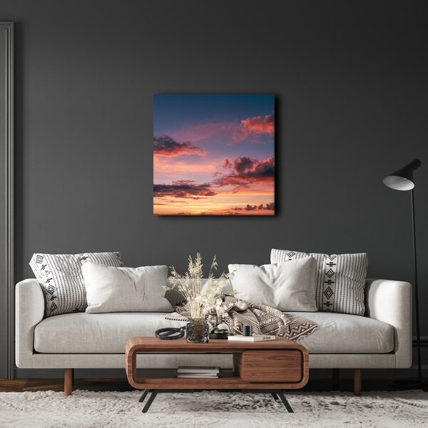 Quadro su tela – Nuvole drammatiche al tramonto