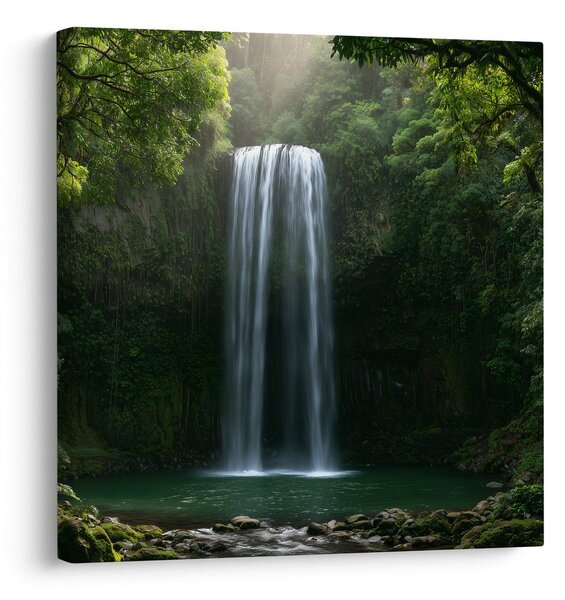 Quadro su tela – Cascata nella giungla lussureggiante