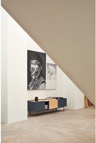 Tavolo TV in rovere decorato in colore antracite-naturale 180x45 cm Otto - Teulat