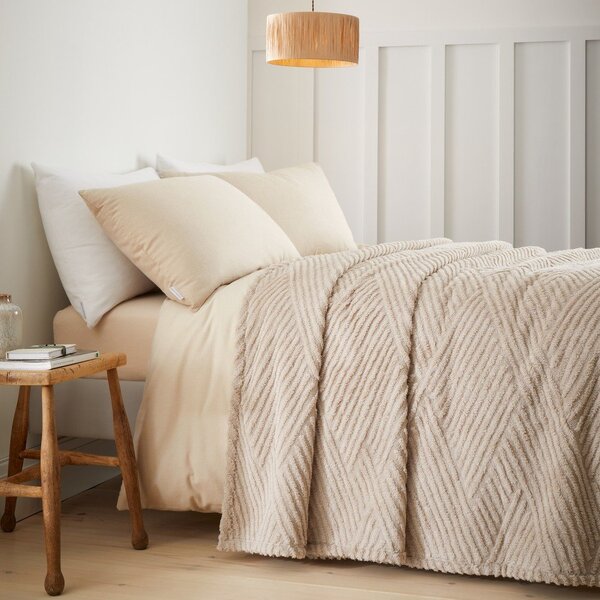 Copriletto di colore naturale 230x220 cm Heat Buddy Super Thermal – Catherine Lansfield