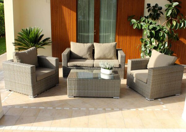 Set Salotto da Giardino Divano 2 Poltrone e Tavolino con Cuscini in Wicker Marrone