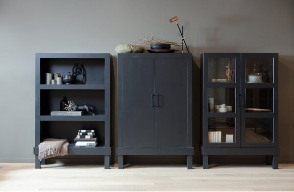 Libreria nera in pino massiccio 107x160x39 cm Bonk – WOOOD