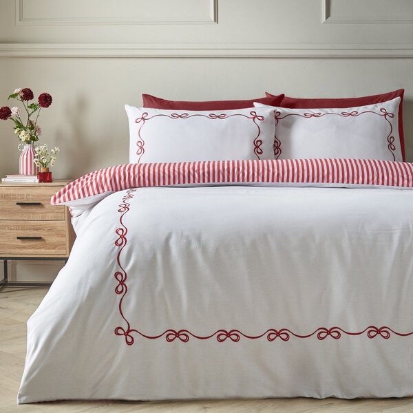 Set copripiumino e federa rosso/bianco per letto singolo 135x200 cm Bow Embroidery – Catherine Lansfield