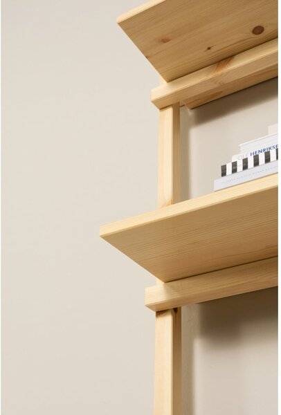 Libreria da parete di colore naturale in pino massiccio 66x127 cm Groove – Karup Design