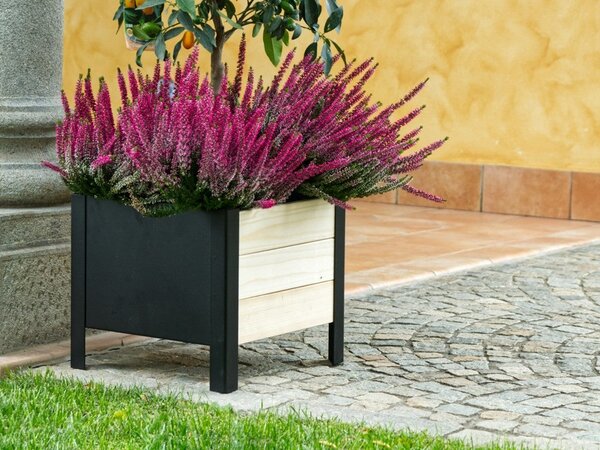 Fioriera da Giardino 36x36xH32 cm in Metallo e Legno di Pino Grezzo