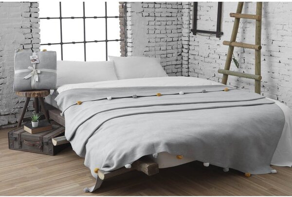 Copriletto grigio in vello 150x200 cm Pom Pom – Mijolnir