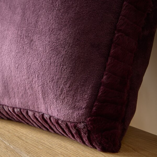 Cuscino decorativo in micropile 55x55 cm Velvet and Faux Fur – Catherine Lansfield