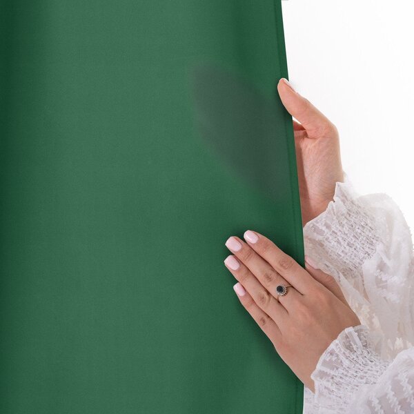 Tenda parzialmente oscurante verde scuro 140x250 cm Carli – Restilo