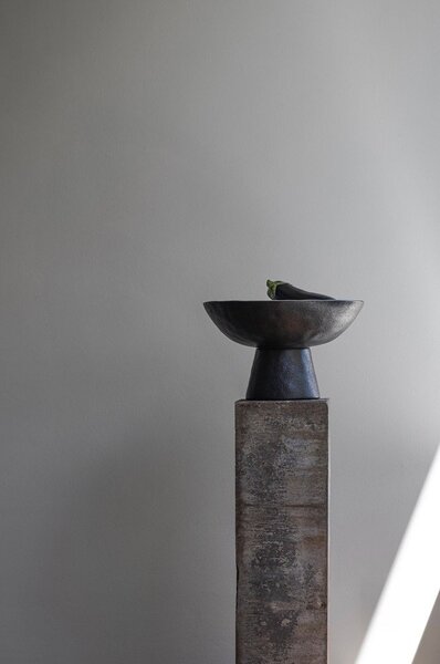 Ciotola nera/avorio in gres ø 31,5 cm By Hand – Mette Ditmer Denmark