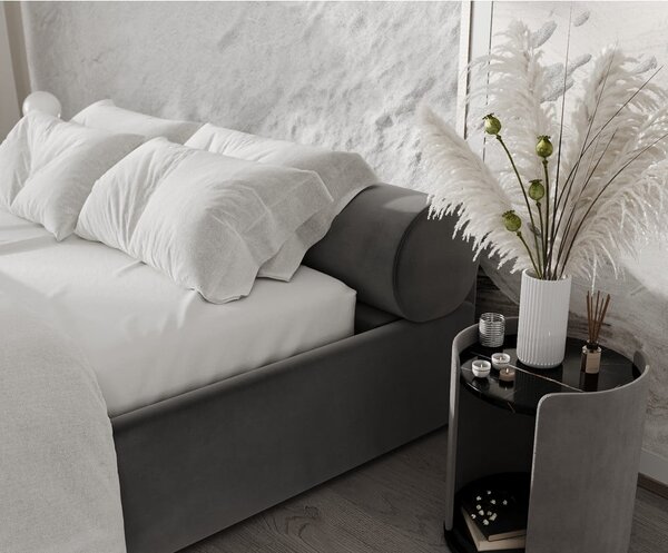 Letto matrimoniale imbottito grigio scuro con contenitore e rete inclusi 160x200 cm Solvo – Maison de Rêve