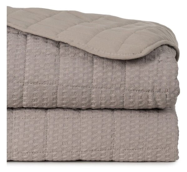 Copriletto beige con rivestimento trapuntato 180x260 cm – Ixia
