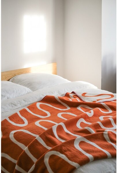 Coperta arancione 150x200 cm Swirl – noo.ma