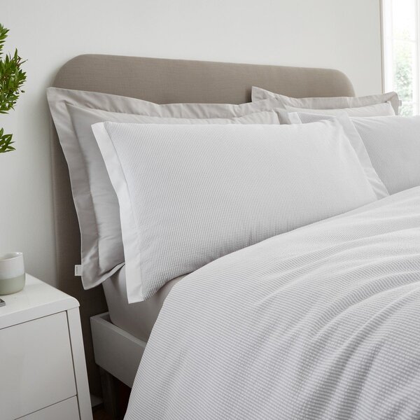 Set copripiumino e federa grigio chiaro in percalle di cotone per letto singolo 135x200 cm Seersucker Woven Stripe – Bianca