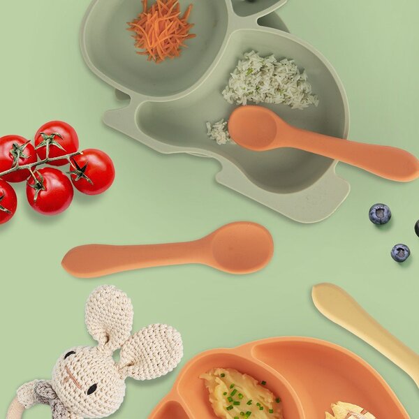 Cucchiaio da bambini arancione in silicone – Orion