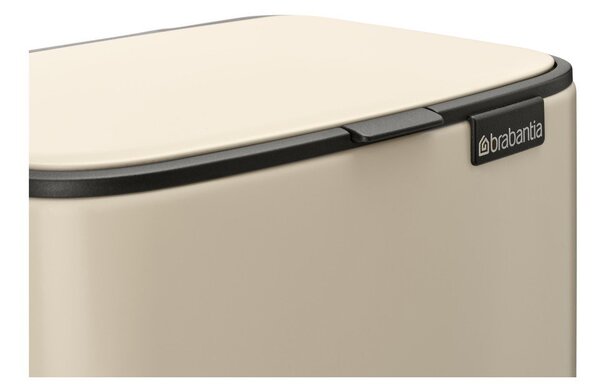 Cestino per la spazzatura beige in acciaio con pedale 7 l Bo – Brabantia