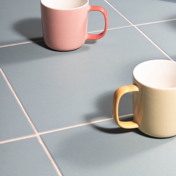 Tazza rosa in new bone china 370 ml Mae – ONA