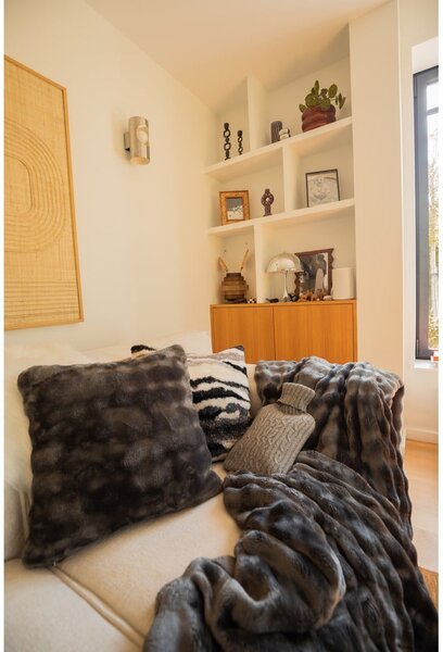Coperta grigia in micropile 150x200 cm Wave – Tiseco Home Studio