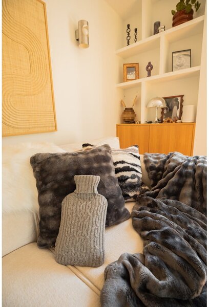 Coperta grigia in micropile 150x200 cm Wave – Tiseco Home Studio