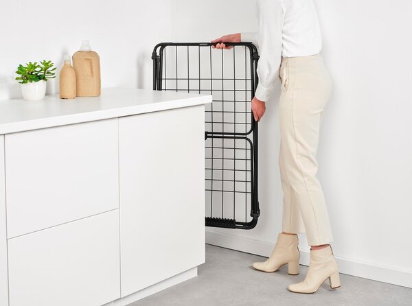 Stendino nero opaco 18 m HangOn Too – Brabantia