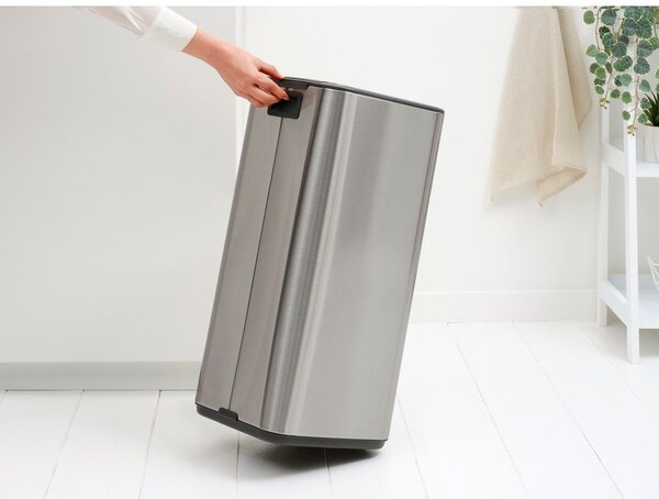 Cestino per la spazzatura color argento opaco in acciaio con pedale 30 l Bo – Brabantia
